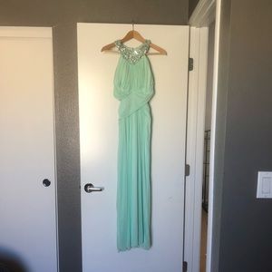 B. Darlin dress. Never worn. US 8. UK 12.